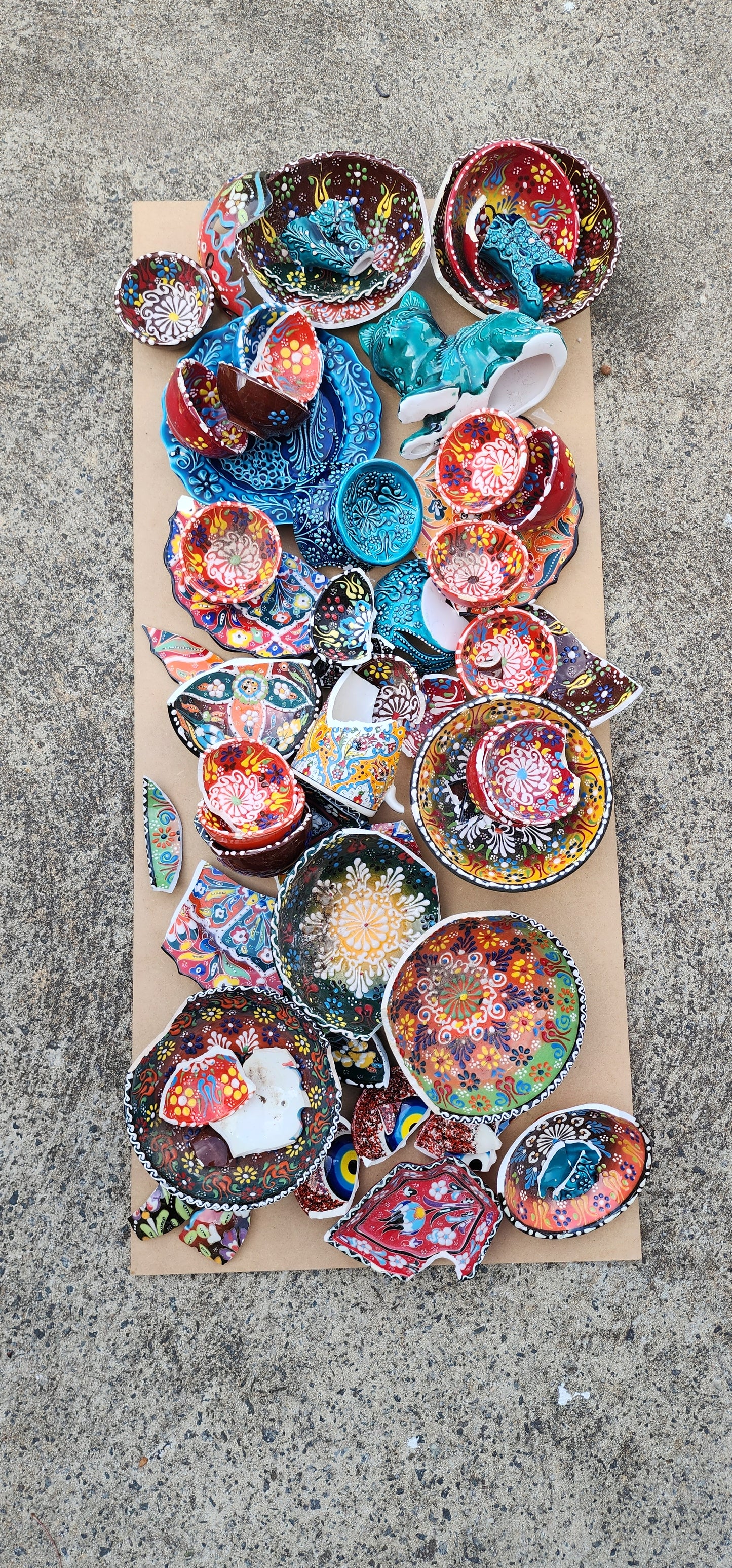 Broken Turkish Ceramics - Mosaic Usage
